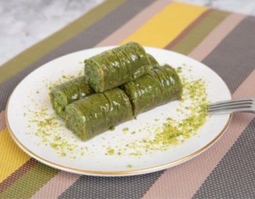 Ekonomik Paket 1000 Gr Fıstık Sarma Şanlıurfa pasta